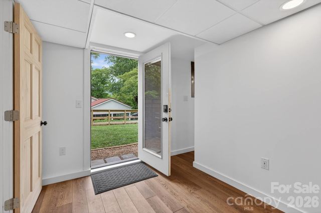 140 Dunbar Street, Bryson City, NC 28713