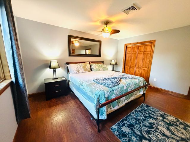 133 Cottonwood Ln, Agawam, MA 01001