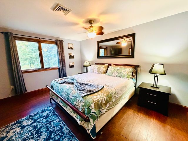 133 Cottonwood Ln, Agawam, MA 01001