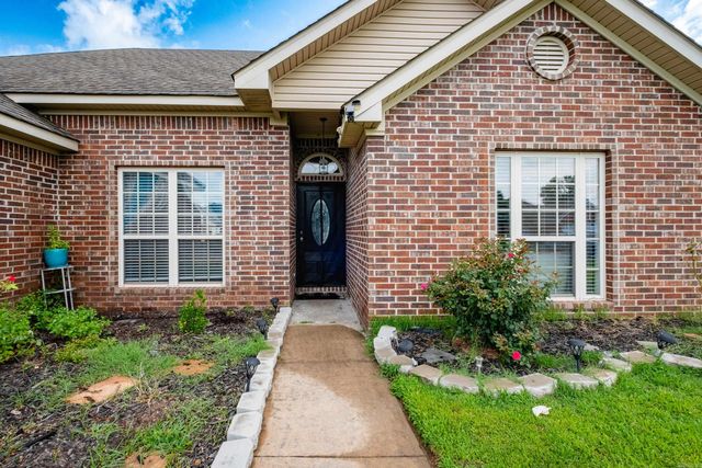 14208 Chesterfield Circle, North Little Rock, AR 72117