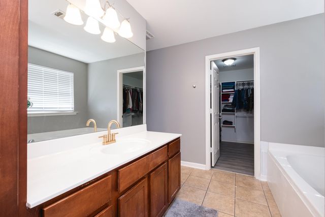 14208 Chesterfield Circle, North Little Rock, AR 72117