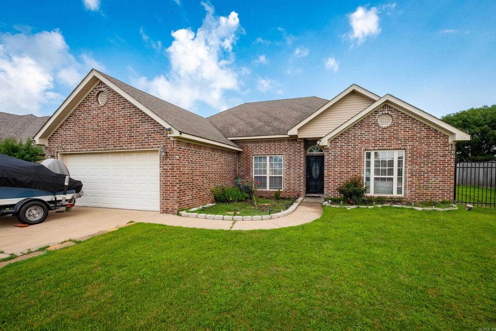 14208 Chesterfield Circle, North Little Rock, AR 72117