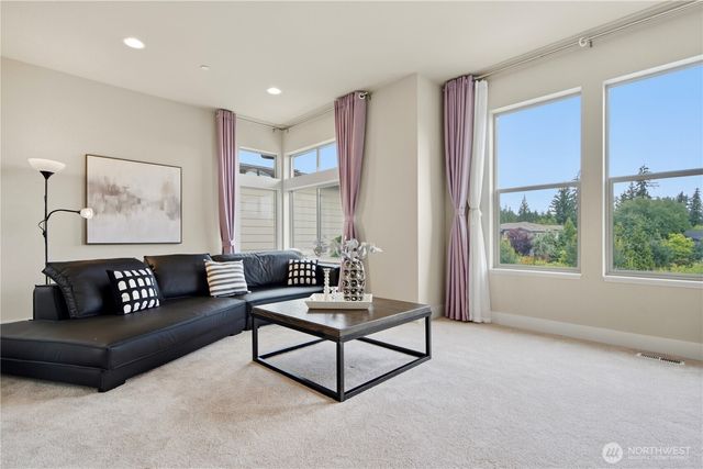 23398 SE 41st Court, Sammamish, WA 98075