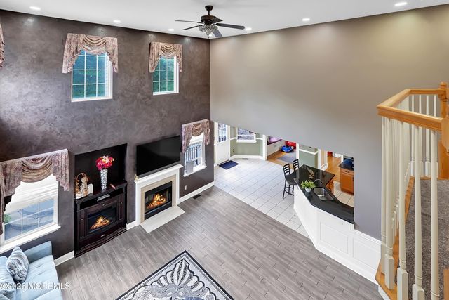 2 Stonehenge Court, Jackson, NJ 08527