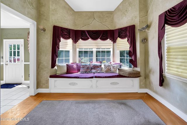 2 Stonehenge Court, Jackson, NJ 08527