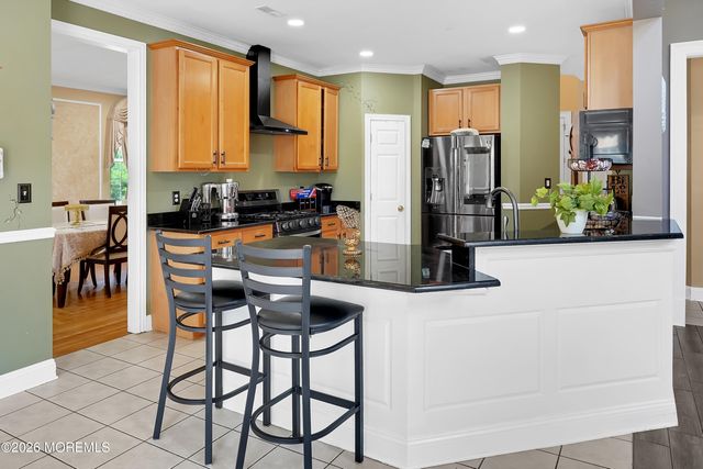 2 Stonehenge Court, Jackson, NJ 08527