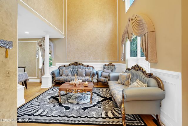 2 Stonehenge Court, Jackson, NJ 08527
