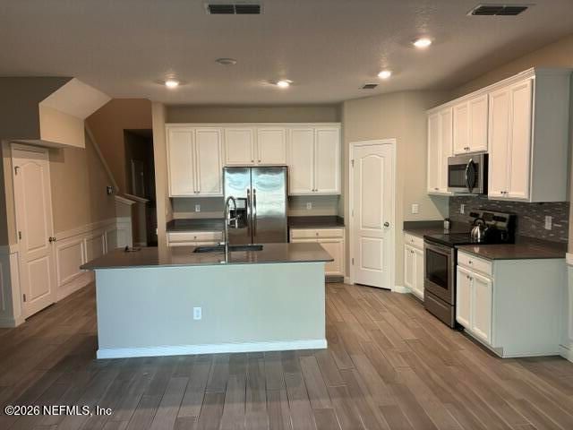 1606 POTTSBURG POINT Drive, Jacksonville, FL 32207