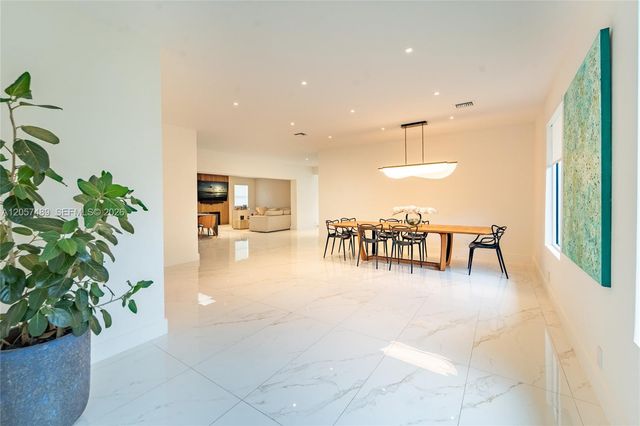 1777 Daytonia Road, Miami Beach, FL 33141