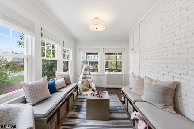 36 Kendal Ave, Maplewood Twp., NJ 07040