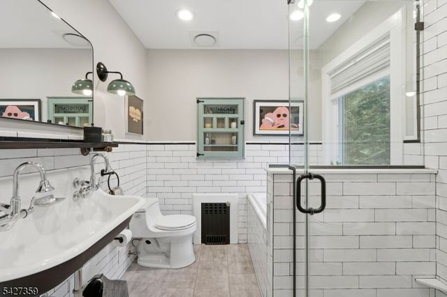 36 Kendal Ave, Maplewood Twp., NJ 07040