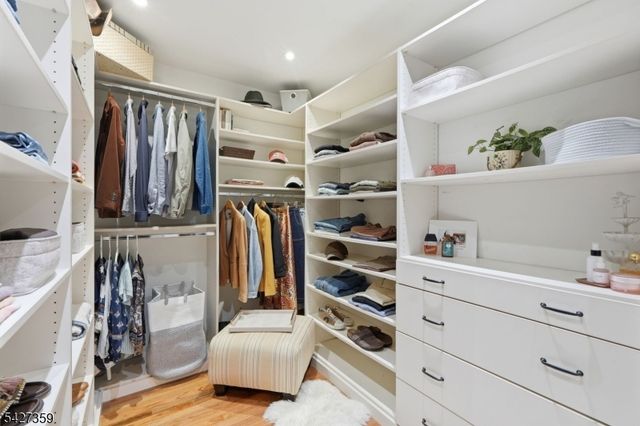 36 Kendal Ave, Maplewood Twp., NJ 07040