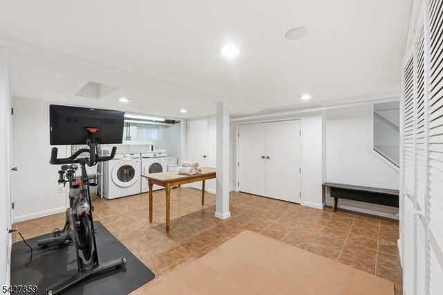 36 Kendal Ave, Maplewood Twp., NJ 07040