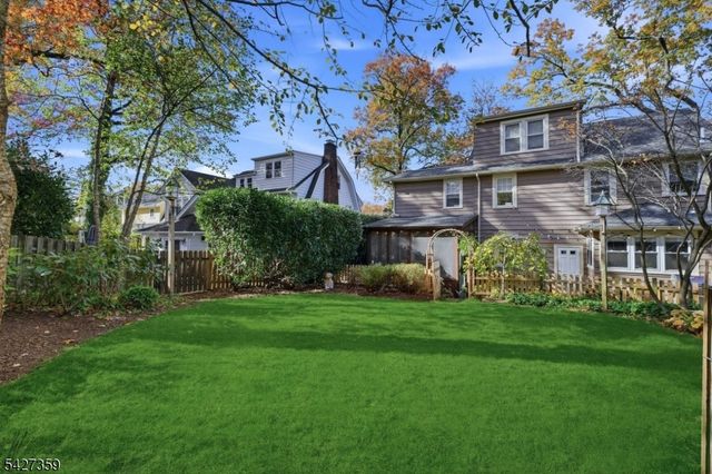 36 Kendal Ave, Maplewood Twp., NJ 07040