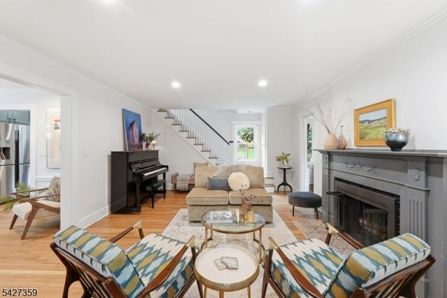 36 Kendal Ave, Maplewood Twp., NJ 07040