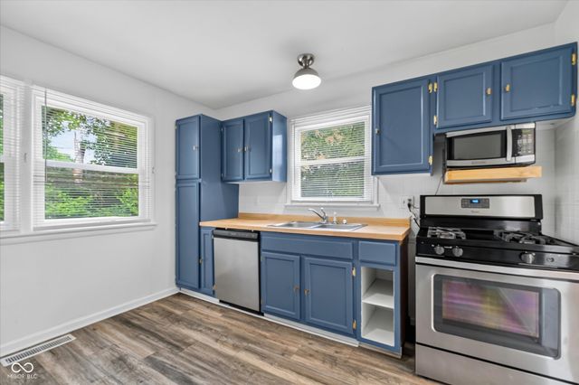 2522 Parr Drive, Indianapolis, IN 46220