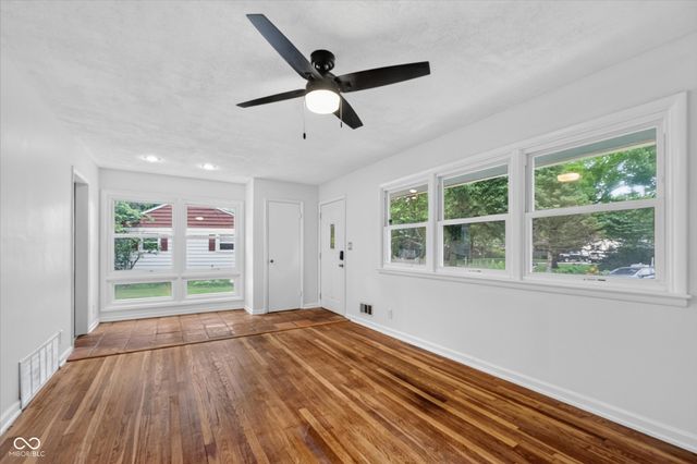 2522 Parr Drive, Indianapolis, IN 46220