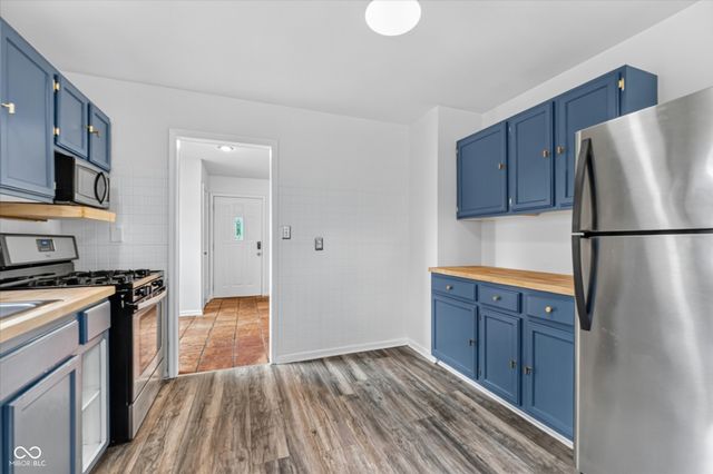 2522 Parr Drive, Indianapolis, IN 46220