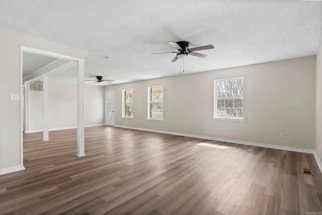 110 W Alabama Street, Beebe, AR 72012