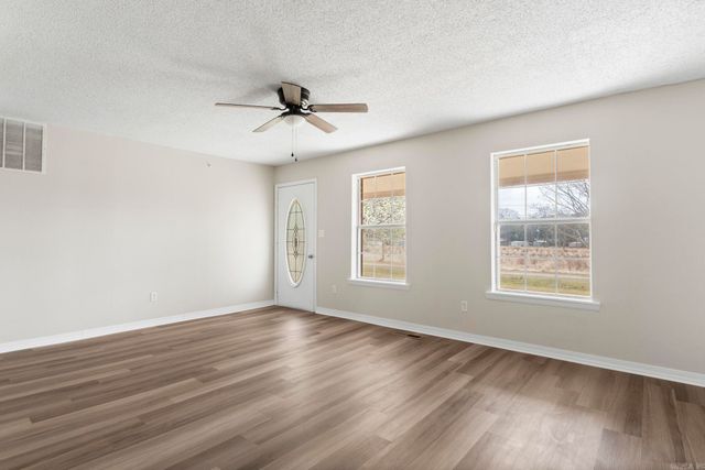 110 W Alabama Street, Beebe, AR 72012