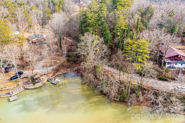 3431 6th Street Drive NW, Hickory, NC 28601