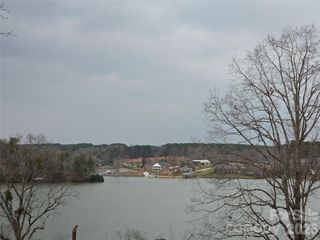 3431 6th Street Drive NW, Hickory, NC 28601