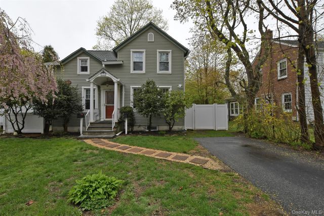 144 Division Avenue, West Sayville, NY 11796