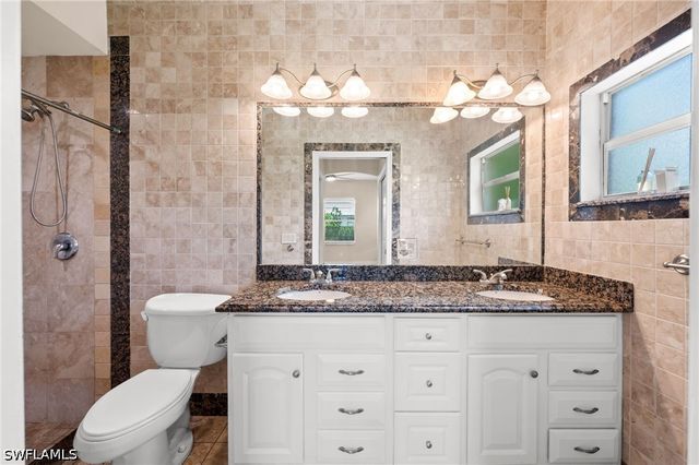 8346 Wren RD, Fort Myers, FL 33967