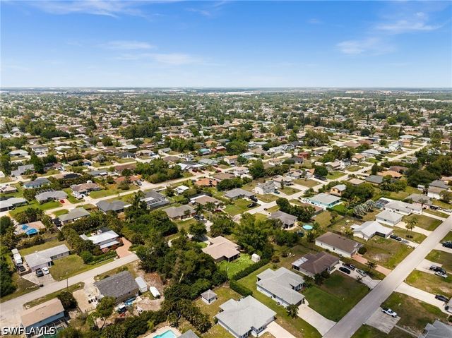 8346 Wren RD, Fort Myers, FL 33967