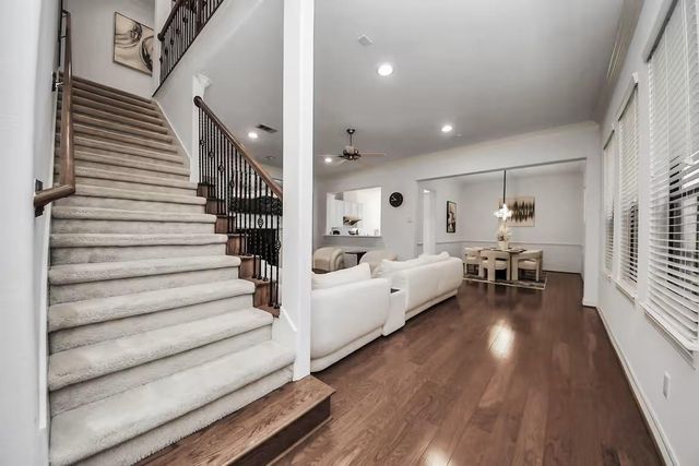 11631 Royal Oaks View, Houston, TX 77082