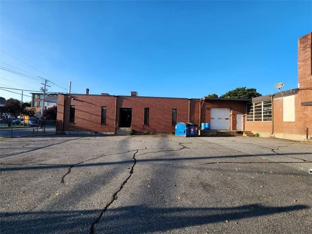 31 Delaine Street, Providence, RI 02909