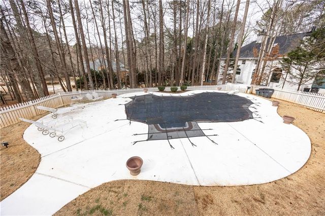 5200 Old Mountain Court NW, Powder Springs, GA 30127