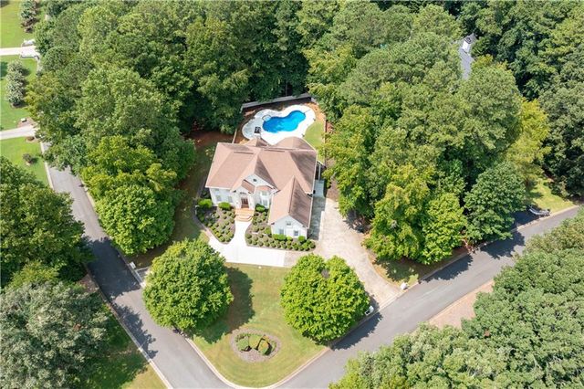 5200 Old Mountain Court NW, Powder Springs, GA 30127