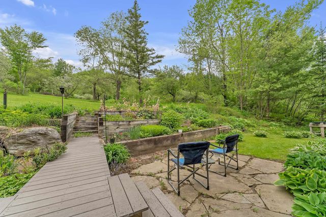 904 Moscow Road, Stowe, VT 05672