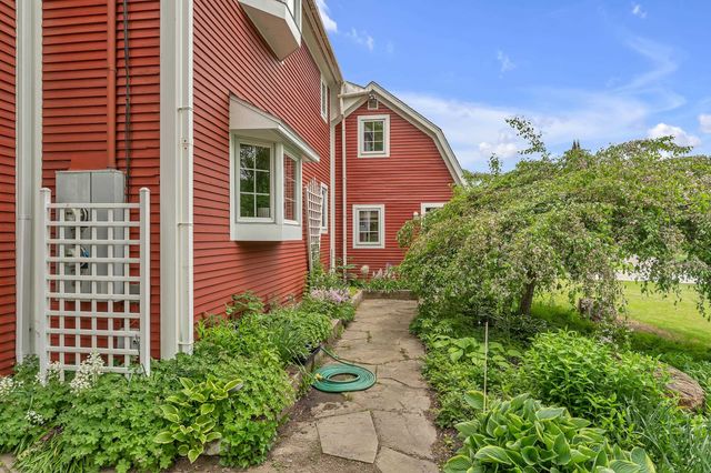 904 Moscow Road, Stowe, VT 05672