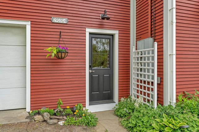 904 Moscow Road, Stowe, VT 05672