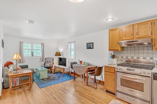 904 Moscow Road, Stowe, VT 05672
