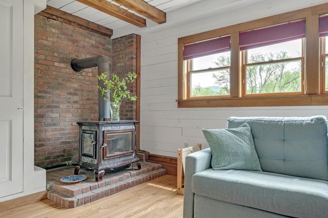 904 Moscow Road, Stowe, VT 05672
