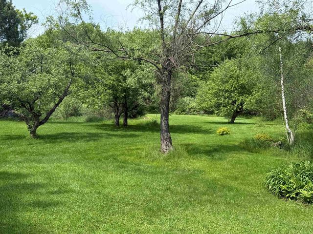 904 Moscow Road, Stowe, VT 05672