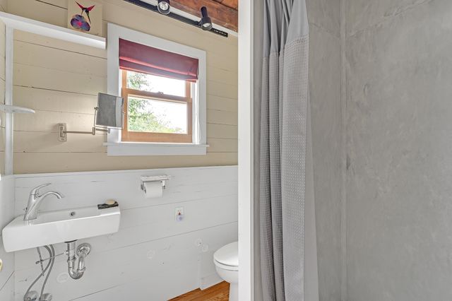 904 Moscow Road, Stowe, VT 05672
