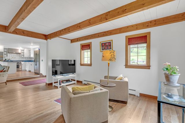 904 Moscow Road, Stowe, VT 05672