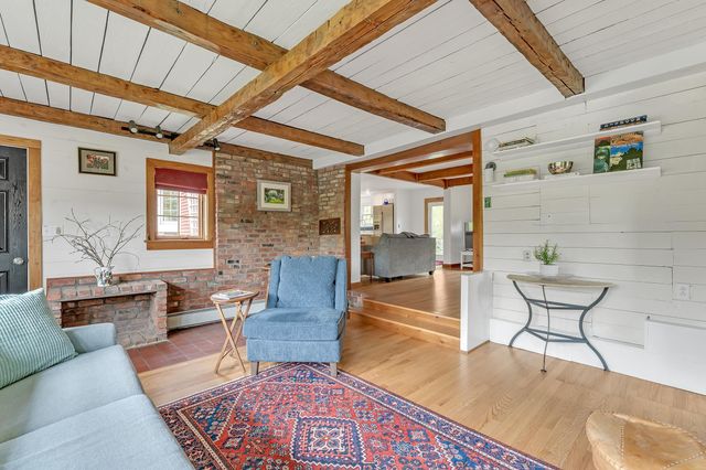 904 Moscow Road, Stowe, VT 05672