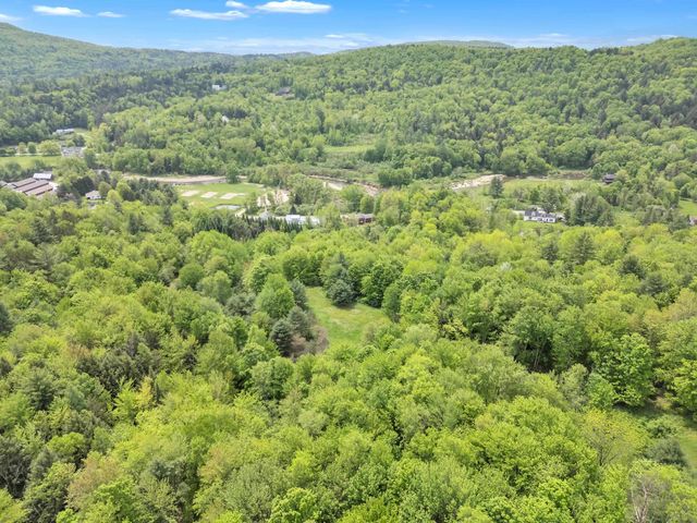 904 Moscow Road, Stowe, VT 05672