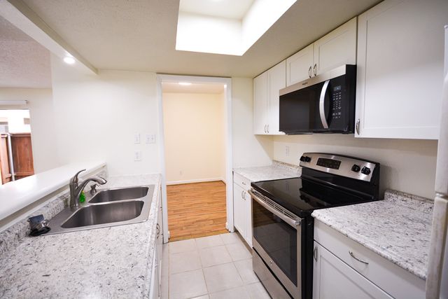 12816 Midway Road 1067, Dallas, TX 75244