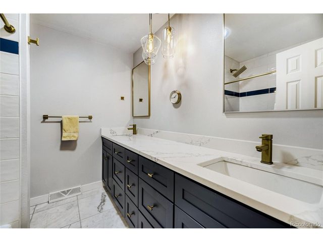 6300 W Mansfield Ave 62, Denver, CO 80235