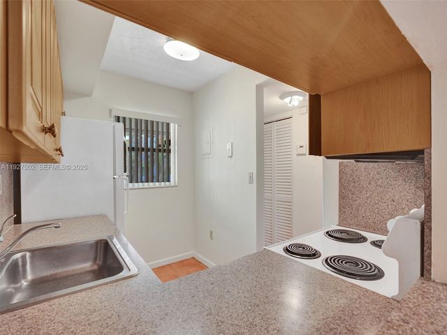 4600 SW 67th Ave 235, Miami, FL 33155