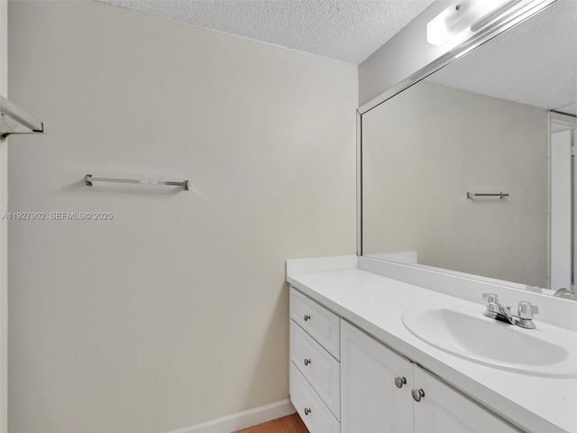 4600 SW 67th Ave 235, Miami, FL 33155