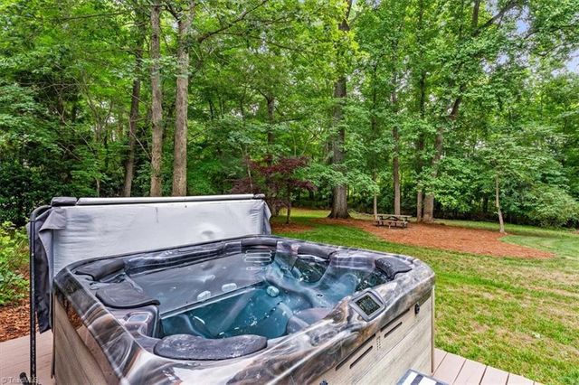 1494 Bethan Drive, Summerfield, NC 27358