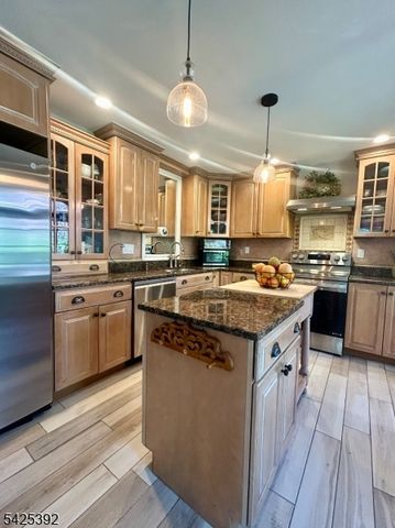 157 W Glen Rd, Denville Twp., NJ 07834