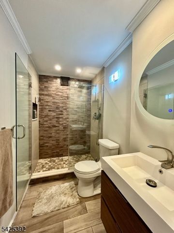 157 W Glen Rd, Denville Twp., NJ 07834